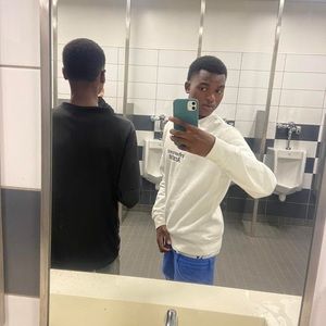 Meet your Posher, Ali